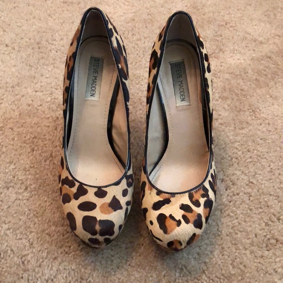 Steve Madden leopard print heels - Picture 3 of 8